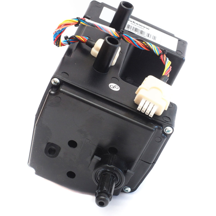 Robomow Aandrijving voor een RC aandrijfmechanisme