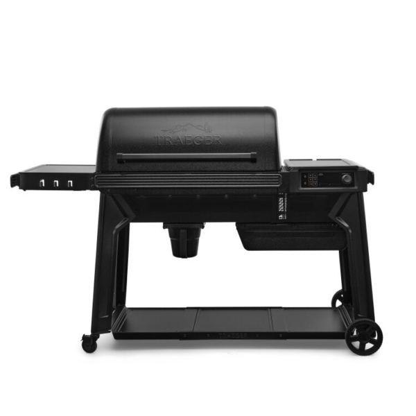 Traeger Woodridge Pro Pellet barbecue