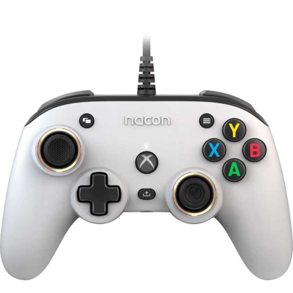 Nacon Pro Compact Controller gamepad